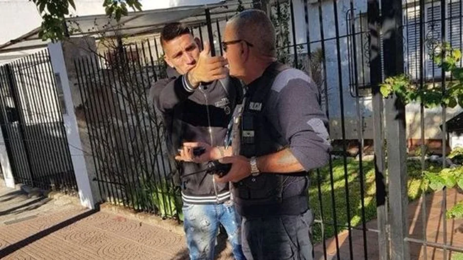 Un nuevo escándalo de Centurión: pasó semáforos en rojo, se negó a un test de alcoholemia y quiso "arreglar" con la Policía