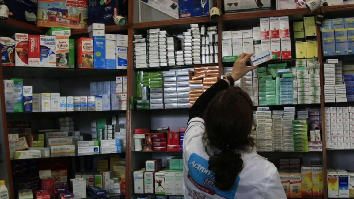 PAMI acordó con los laboratorios extranjeros un convenio que fijará un techo al precio de los remedios