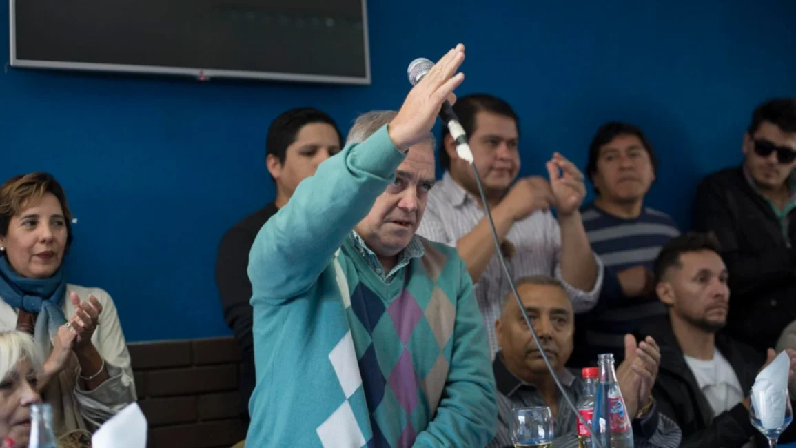 Muratore se irá a mitad de año de Juventud