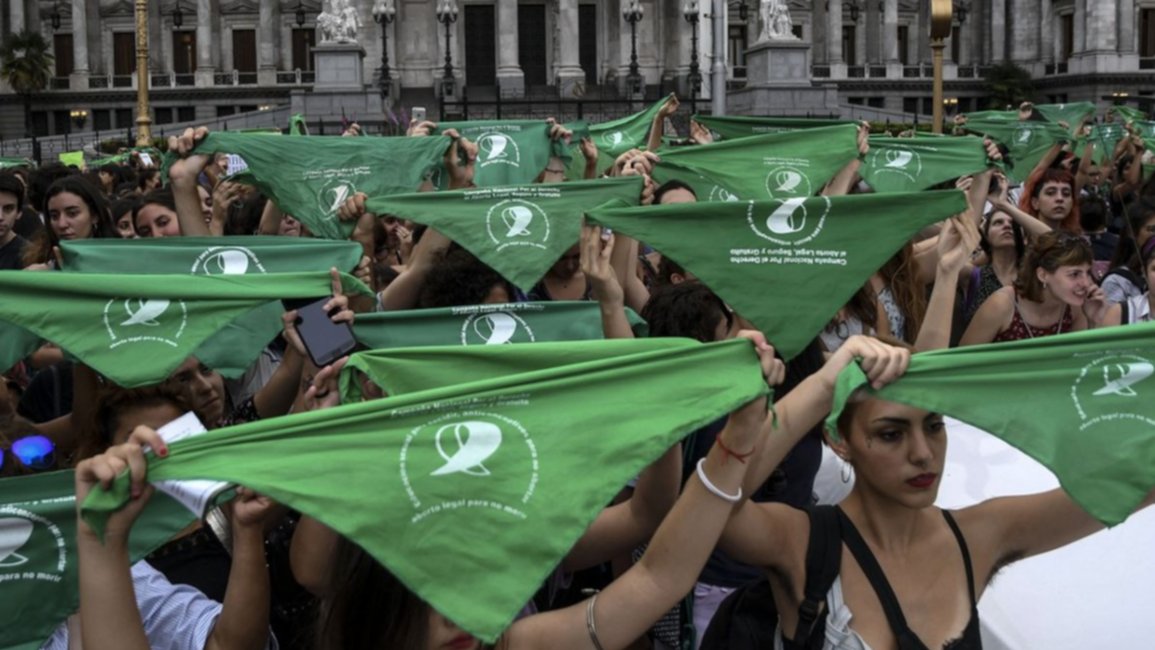 Catamarca: murió una joven tras intentar realizarse un aborto clandestino con un perejil