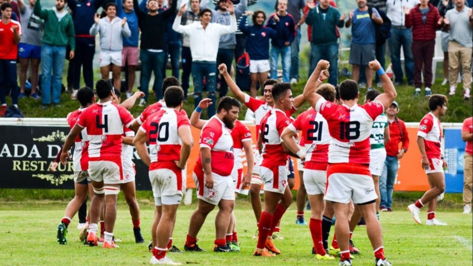 El clásico del Regional ayer se tiñó de rojo y blanco