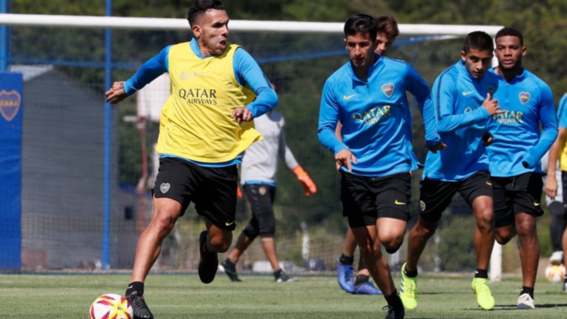 Alfaro preservaría a Tevez y Benedetto