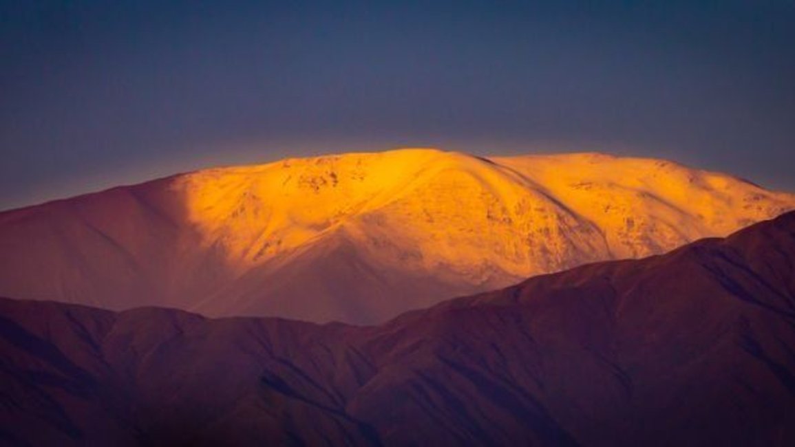 El sol reflejándose en los picos nevados, una verdadera postal que ofrece Salta en la mañana de hoy 