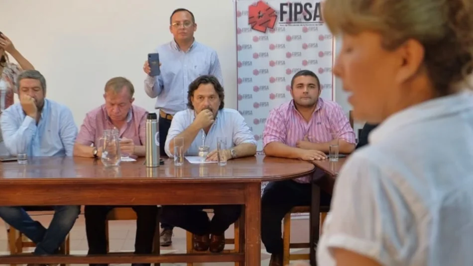 Sáenz, con los autoconvocados en el Foro de Intendentes 
