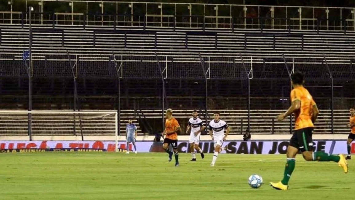 Gimnasia de La Plata y Banfield aburrieron