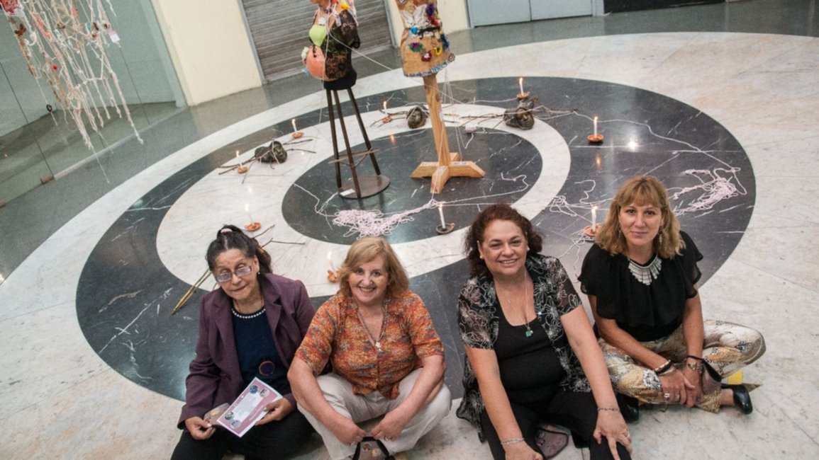 La fuerza femenina encarna en arte a través de “Enmarañadas”