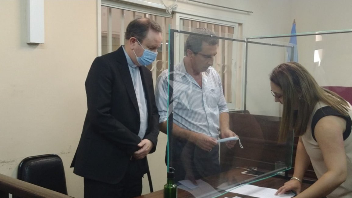 VIDEO. El exobispo Gustavo Zanchetta fue condenado a cuatro años y seis meses de prisión efectiva