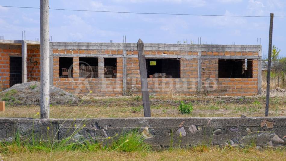 Estafa millonaria: Escándalo por fraude de la ADP con casas para los docentes