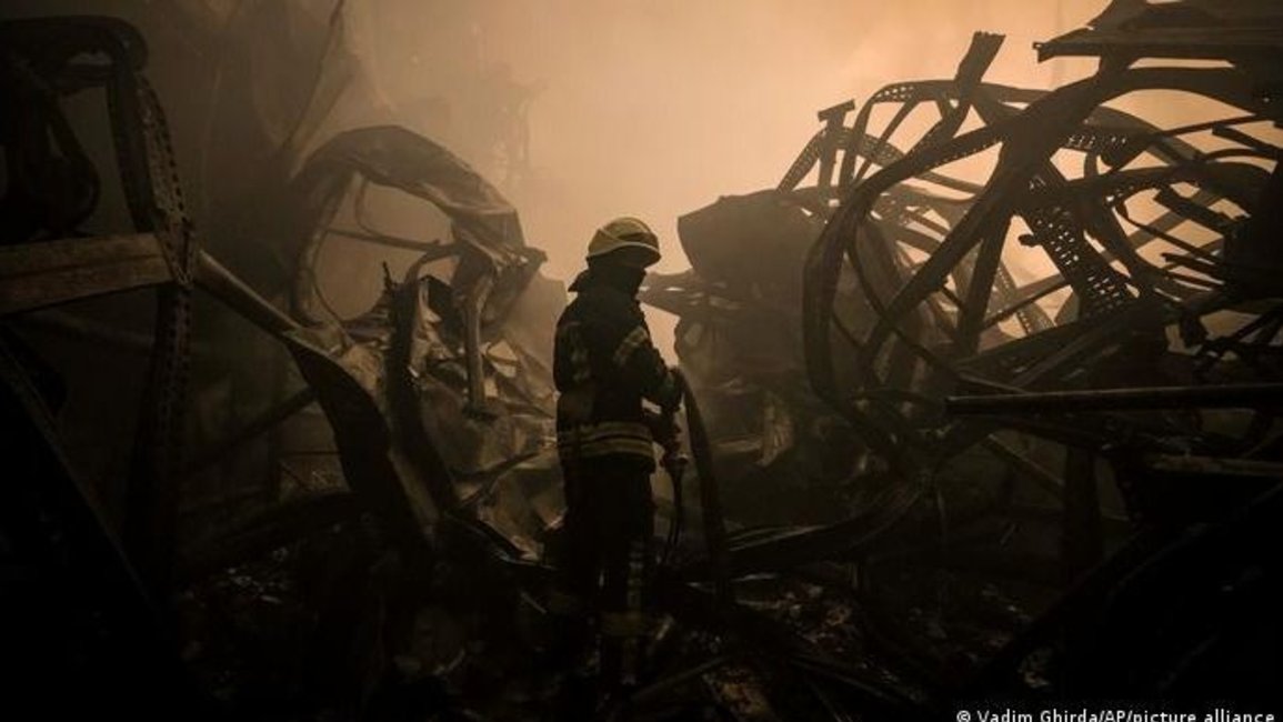Ataque ucraniano a la región separatista de Donetsk, deja al menos 20 muertos y 23 heridos