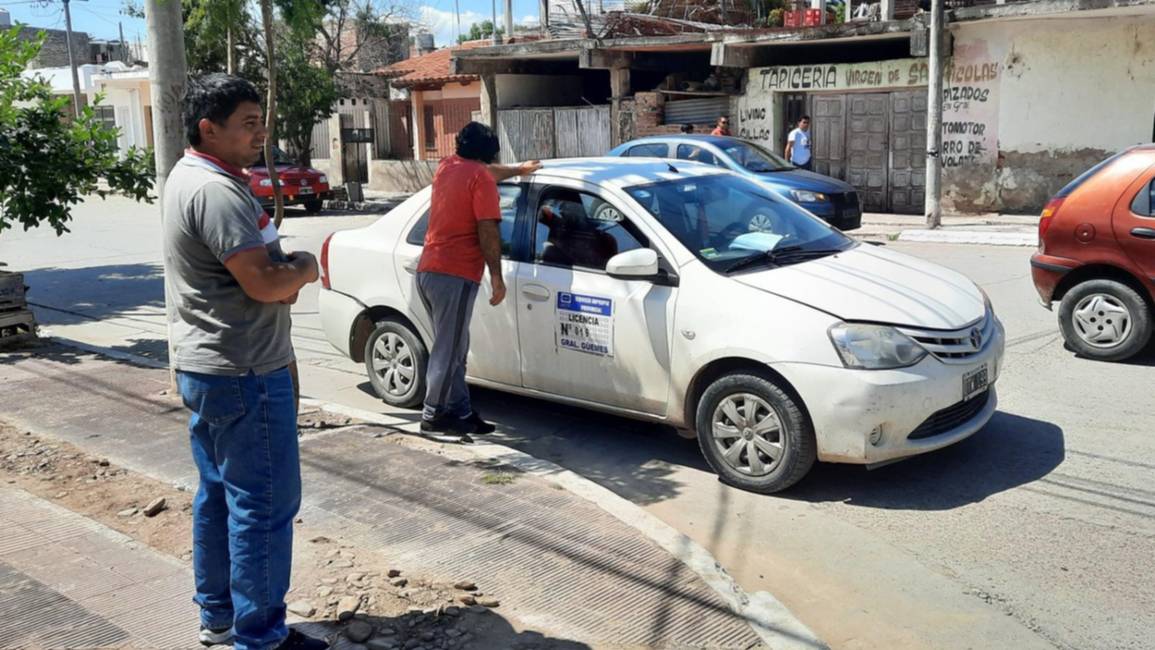 Los remiseros de General Güemes no podrán ingresar al centro capitalino