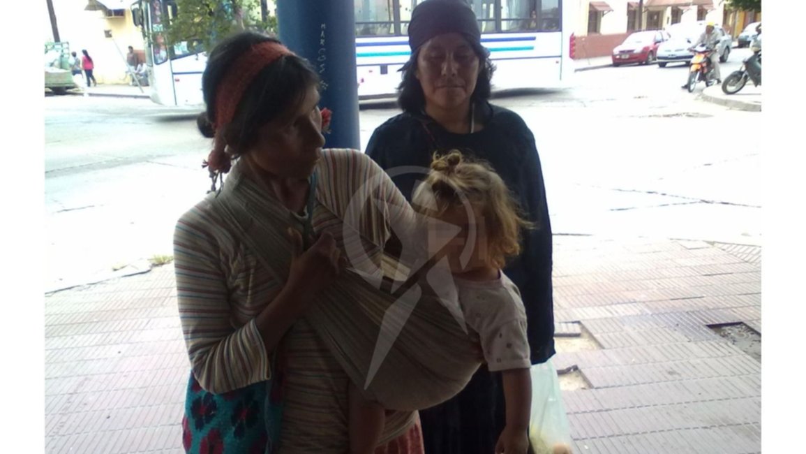 Mujeres wichis denuncian	violación y reclaman filiación de sus hijos