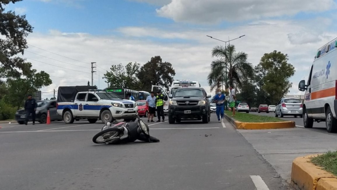 Atropellaron a una mujer en avenida Paraguay y quisieron darse al fuga