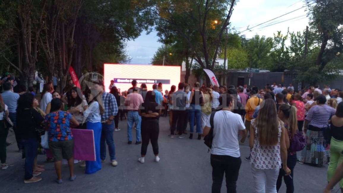 VIDEO. Fiesta en el Bº Parques Nacionales: pavimentación e inauguración de calles