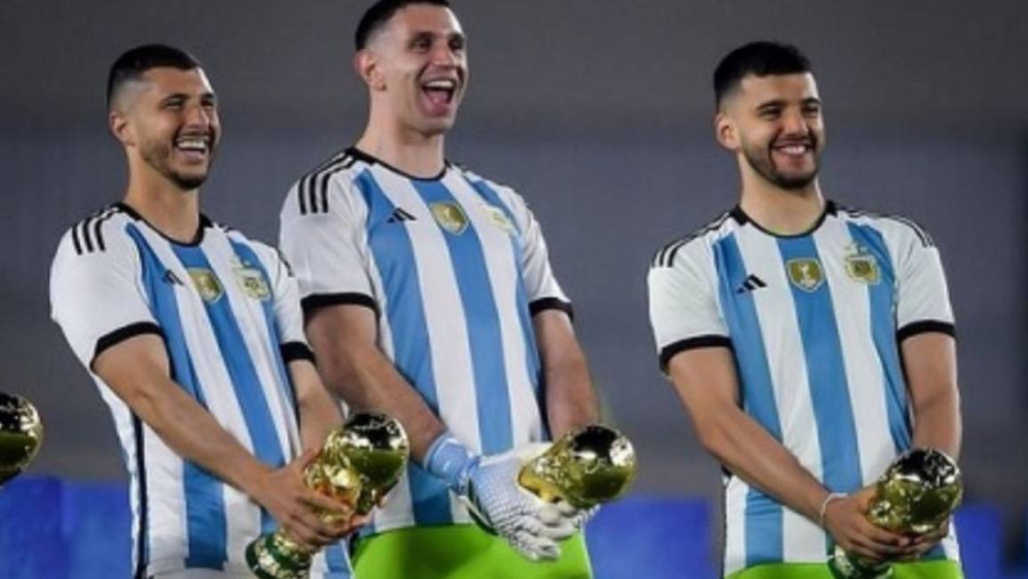 VIDEO. La Scaloneta celebró a lo "Dibu" Martínez