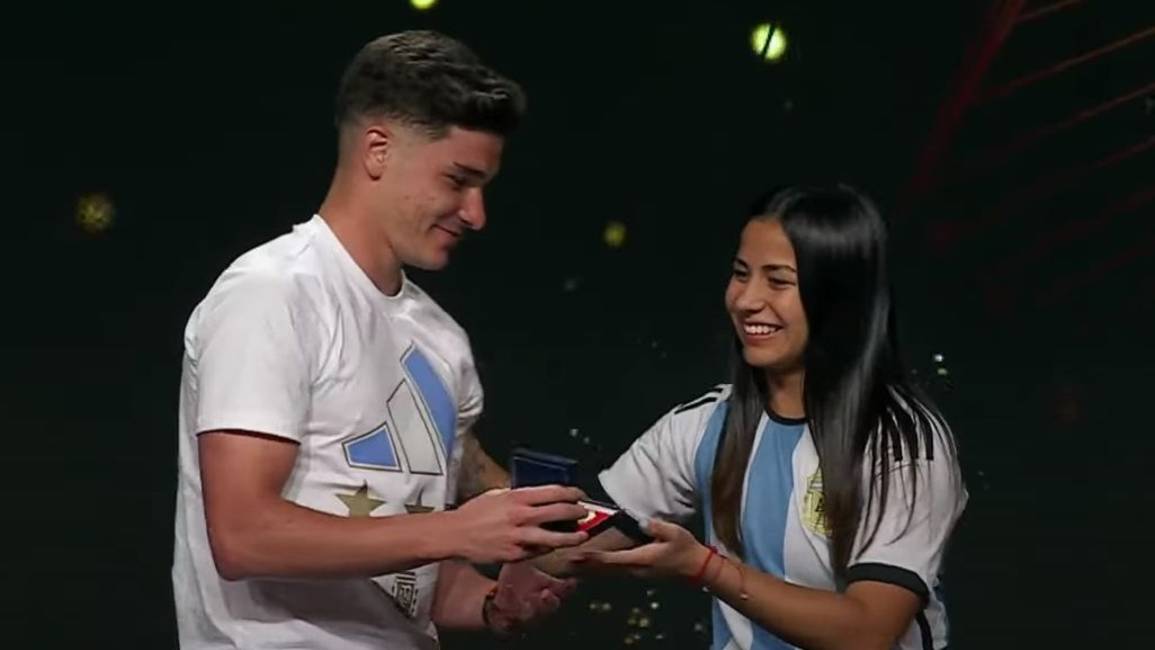 La salteña Belén Godoy también fue parte del homenaje a los campeones del mundo