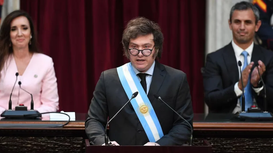 Apertura de sesiones en el Congreso:  Milei convocó a un pacto político, pero el ajuste sigue