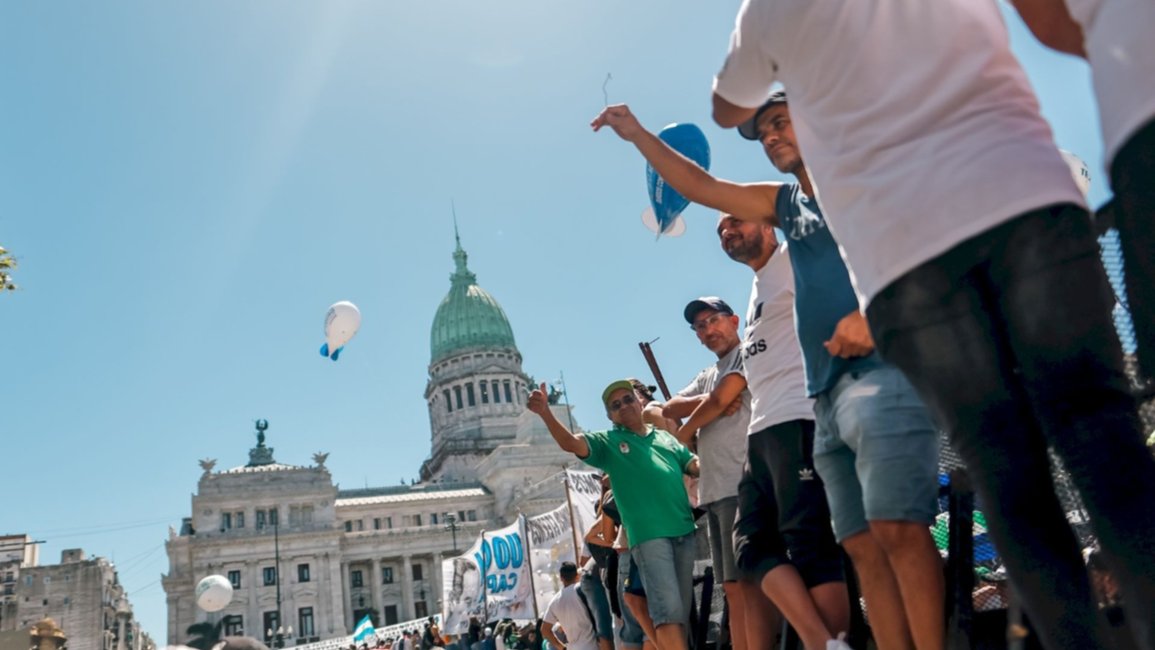 Repercusiones del discurso de Milei en Salta: gremialistas amenazan con salir a la calle
