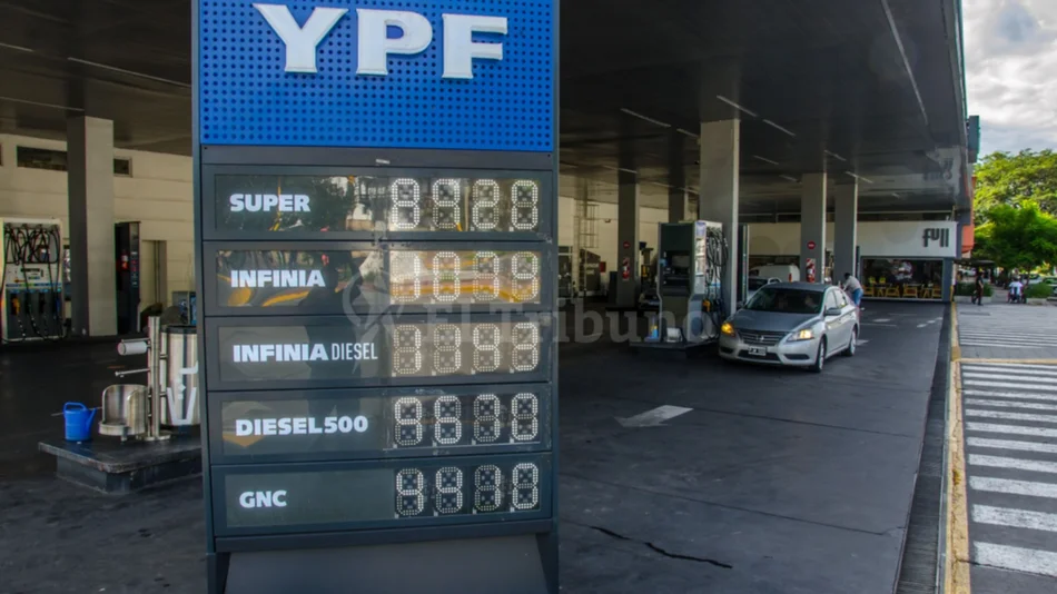 Con el nuevo aumento de la nafta, cuánto cuesta llenar el tanque en Salta