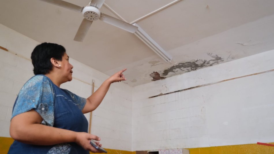 Las lluvias afectaron a tres aulas de una escuela de zona sur