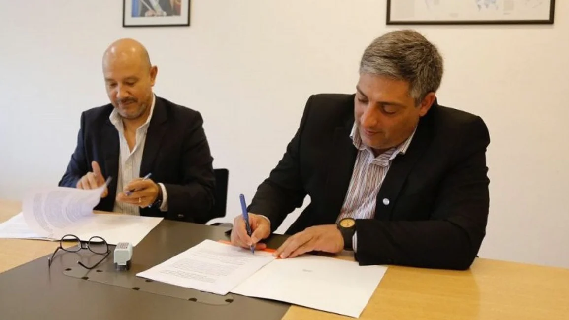 Firman convenio para familias vulnerables