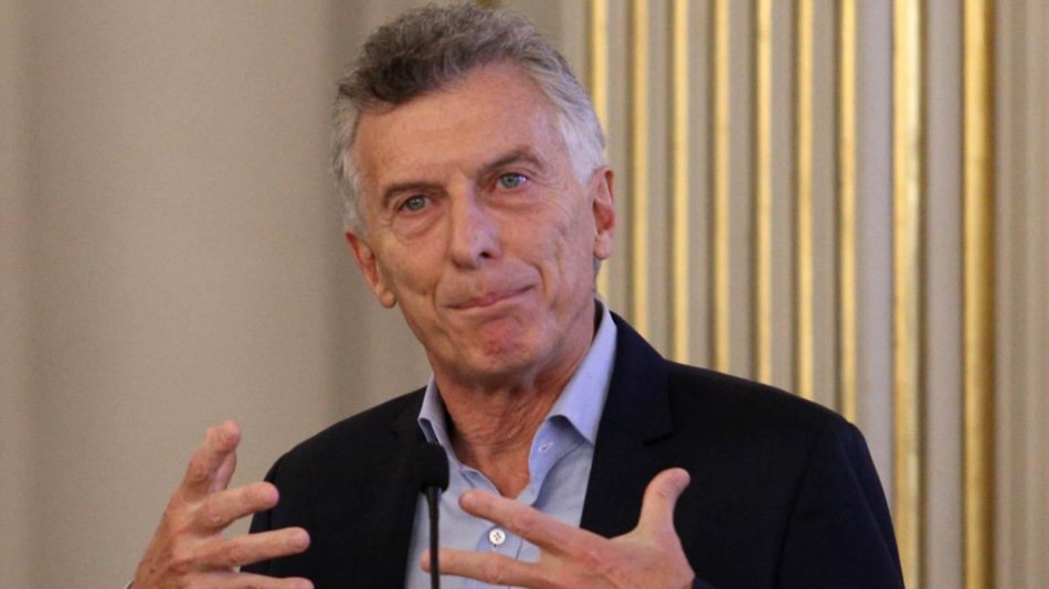 Macri asume la presidencia del PRO