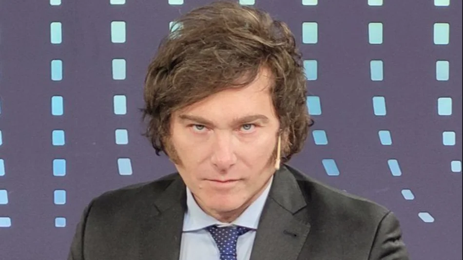 Javier Milei llamó “ignorante” a López Obrador y calificó como “asesino terrorista” a Gustavo Petro