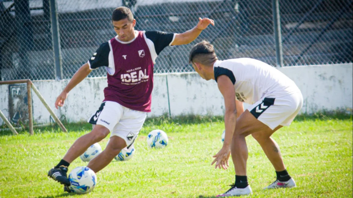 Riggio tendría definido el once de Central Norte para el debut