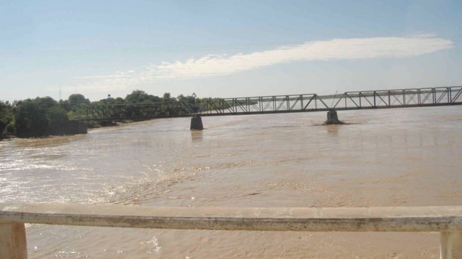 El Chaco salteño, en alerta por "desbordes de magnitud" en el río Bermejo