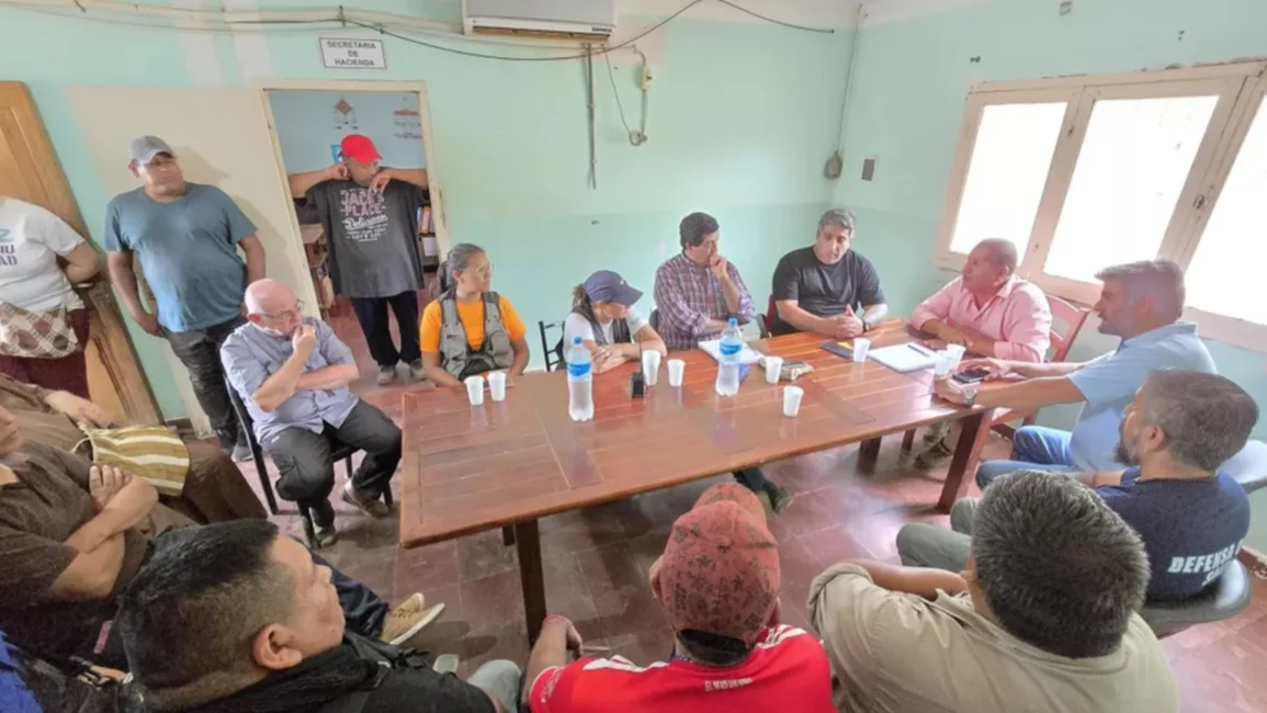 Preparan un operativo para reubicar a las familias de Santa Victoria Este, ante la crecida del río Pilcomayo