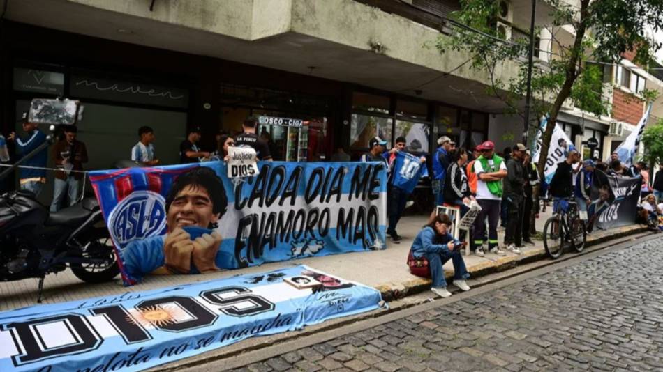 Las dos caras del juicio por la muerte de Maradona: ¿“crimen perfecto” o algo que no se pudo prever?