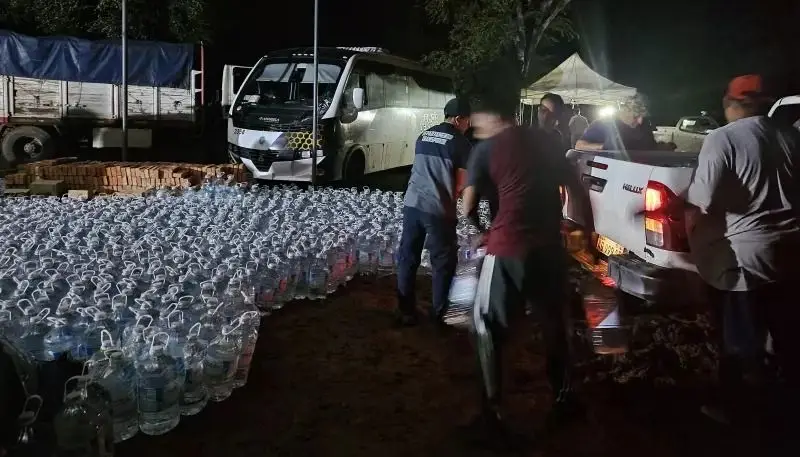 Aumenta la amenaza del río Pilcomayo y comenzaron las evacuaciones preventivas en Hito 1 y Santa María- Aumenta la amenaza del río Pilcomayo y comenzaron las evacuaciones preventivas en Hito 1 y Santa María
