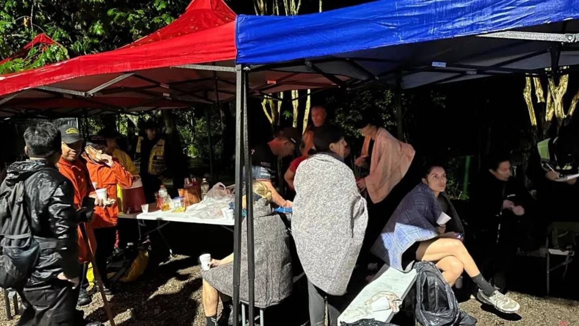 Operativo en Salta: rescataron a 19 turistas perdidos en la quebrada de San Lorenzo