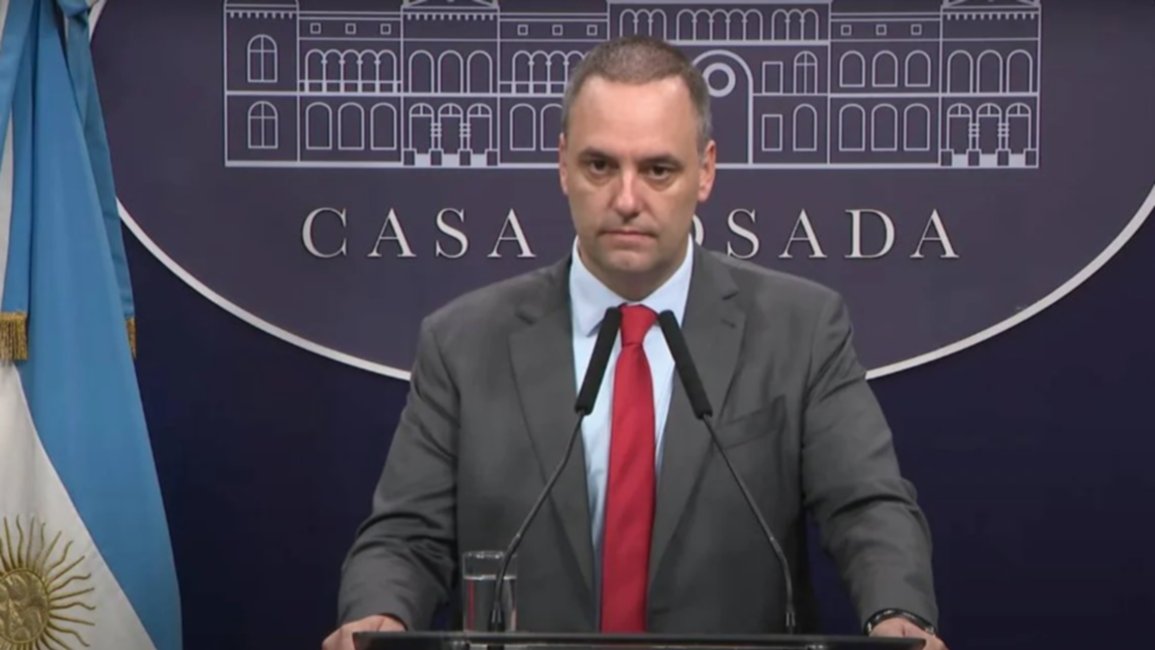 El Gobierno anunció la desclasificación de los archivos de la SIDE sobre el accionar de la Dictadura