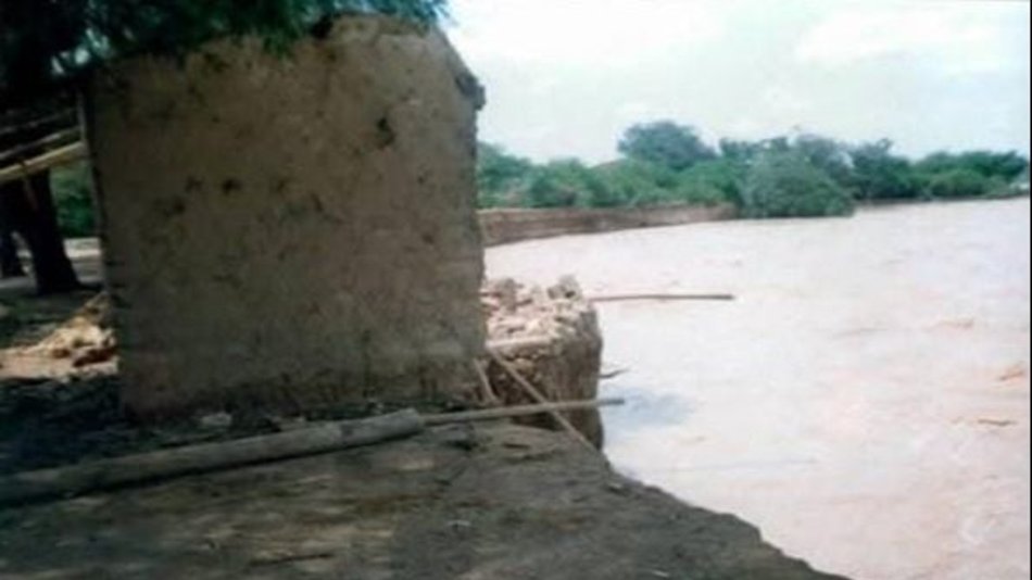 En Rivadavia Banda Norte, la crecida del río Bermejo está dejando aisladas a las comunidades