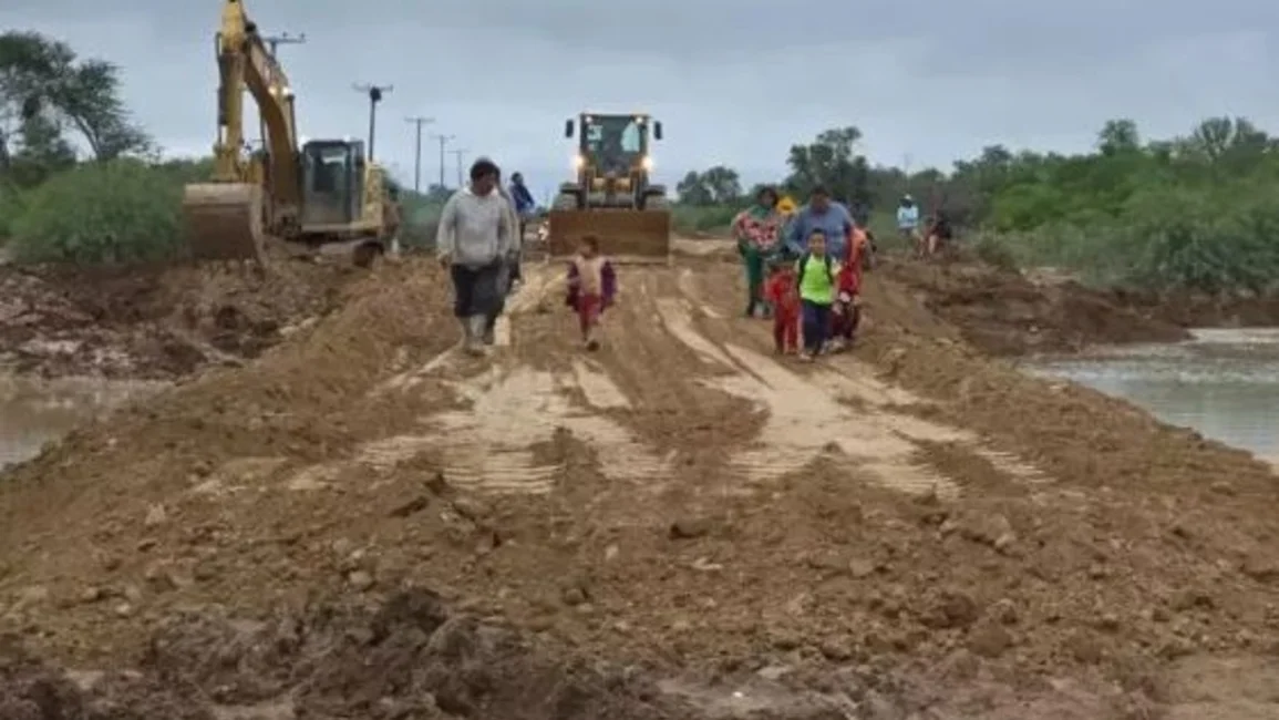 Se reestableció la conectividad vial entre Santa Victoria Este y Misión La Paz