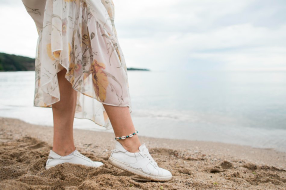 Cómo proteger tus pies del calor y la arena en verano