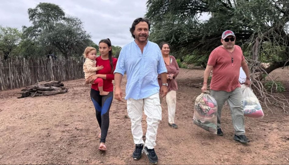 El gobernador Sáenz coordina la asistencia a las comunidades aisladas por la crecida del río Bermejo- El gobernador Sáenz coordina la asistencia a las comunidades aisladas por la crecida del río Bermejo