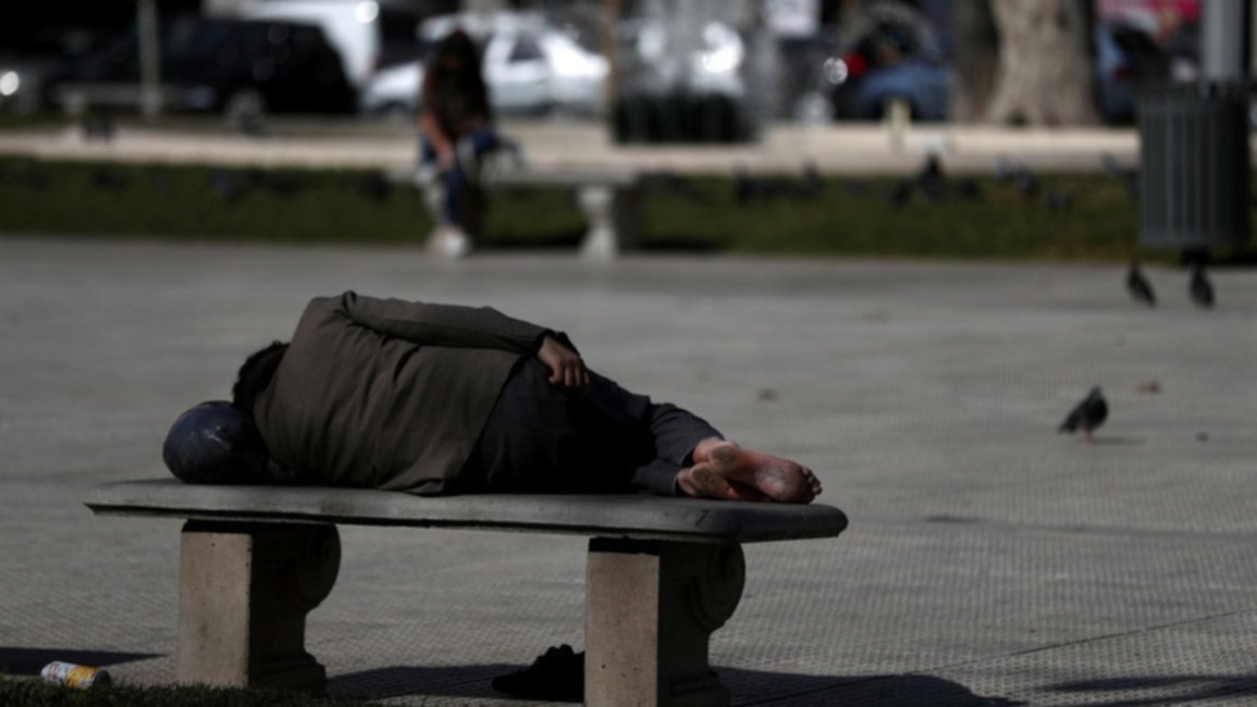 La pobreza en la Argentina bajó al 38,1% en el segundo semestre de 2024