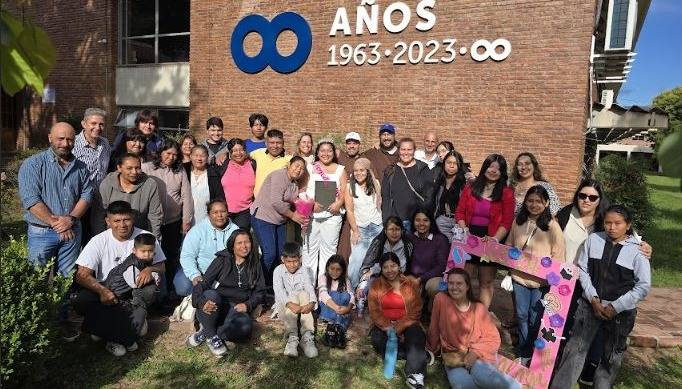 Con apoyo de UCASAL, Serena Ureibe se recibió y vuelve a su comunidad para ayudar a otros