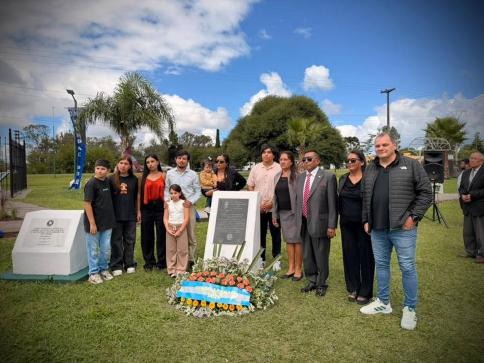 VIDEO. “Nosotros seguimos pidiendo verdad y justicia”: emotivo homenaje a Vicente Osvaldo Cordeyro y Néstor Piccolo
