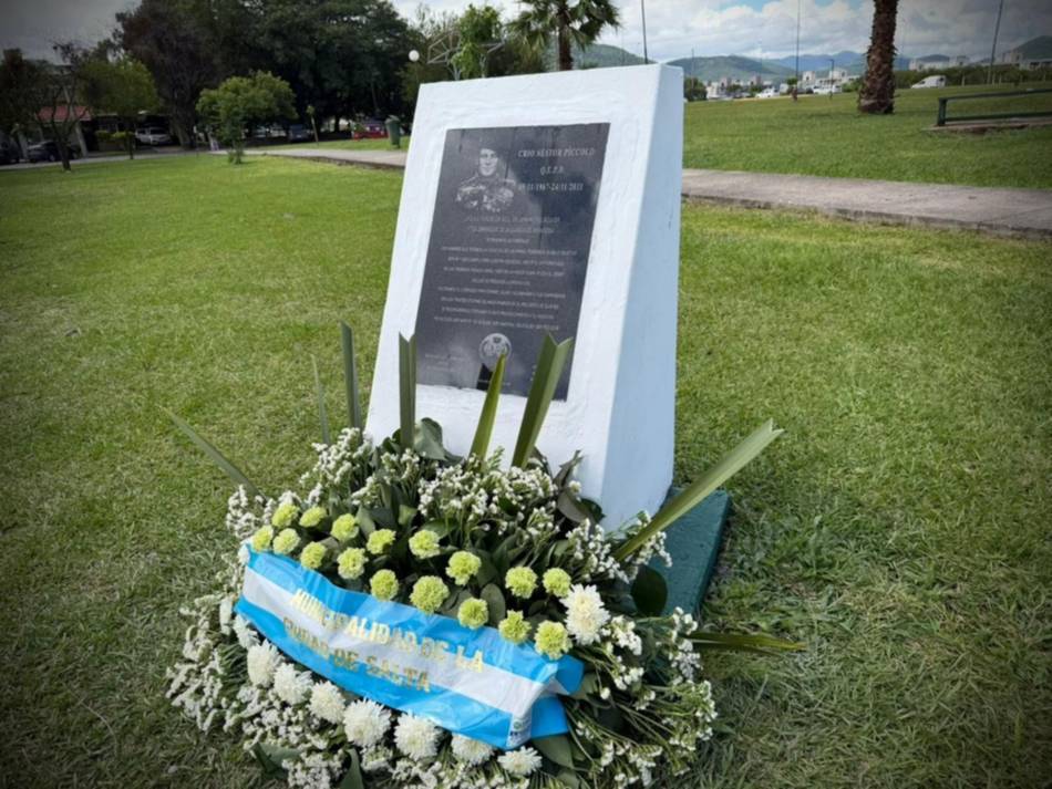 VIDEO. “Nosotros seguimos pidiendo verdad y justicia”: emotivo homenaje a Vicente Osvaldo Cordeyro y Néstor Piccolo