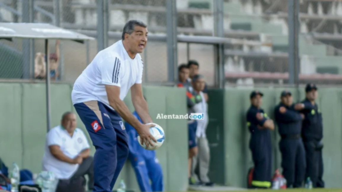 Pascutti, con humor y humildad: A Kairuz no le llego ni a los tobillos | Mitre
