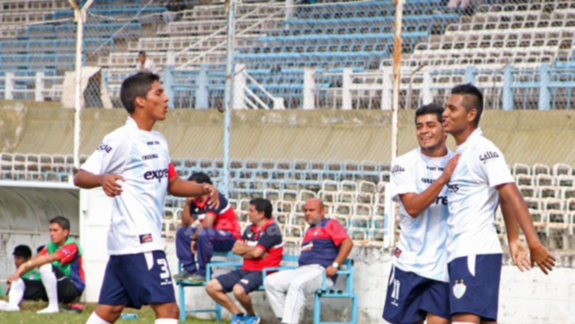 Gimnasia bajó a la villa de su pedestal | Torneo Anual