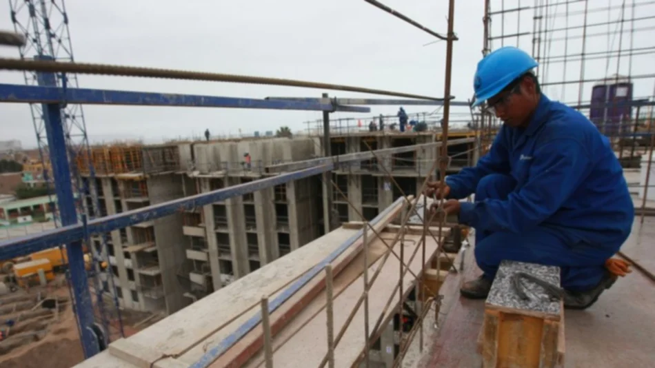 Denuncian falta de control en las obras y riesgo sísmico