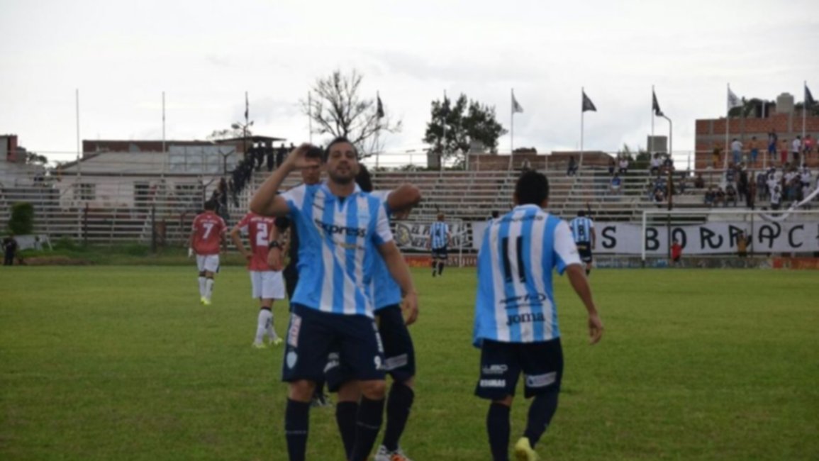 El albo tuvo 200 razones para festejar la victoria