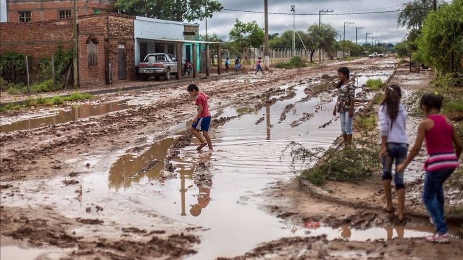 Todavía quedaban más de  200 evacuados en el  interior