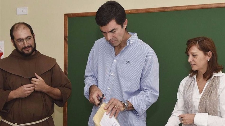 Urtubey  podría bajar  las ternas