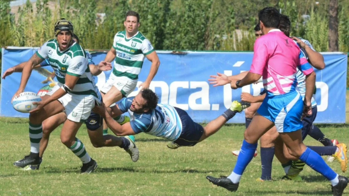 La U ganó y consiguió llegar a cuartos de final 
