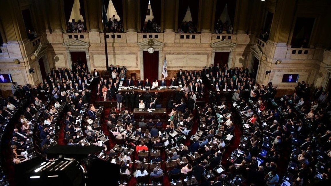 El Gobierno enviará al Congreso un proyecto para eliminar impuestos en las tarifas de servicios