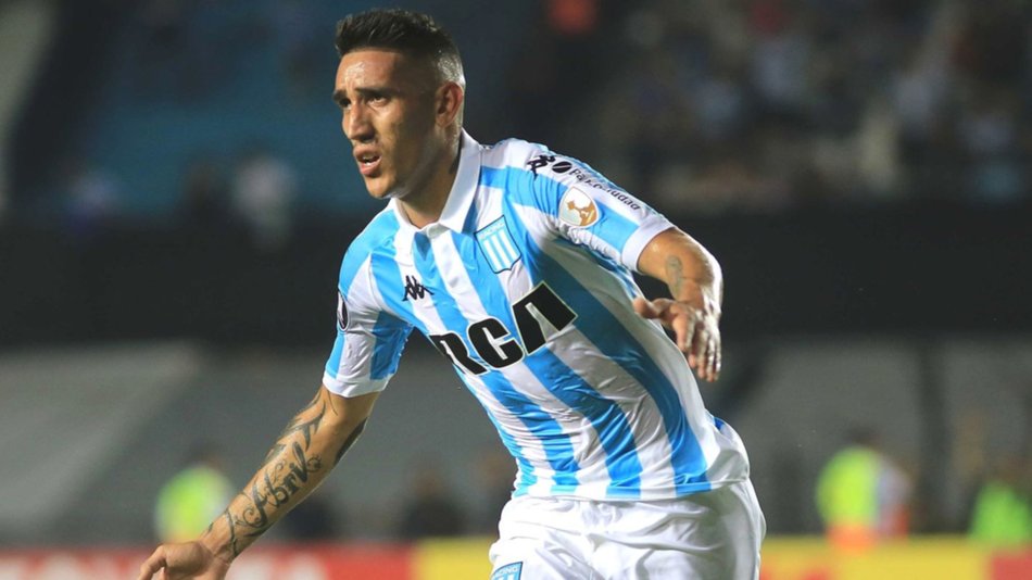 Centurión sueña jugar con Messi y dice: "Basta de hablar de Boca"